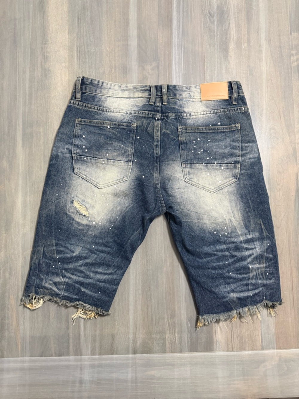Men’s smoke rise shorts - Picture 2 of 4